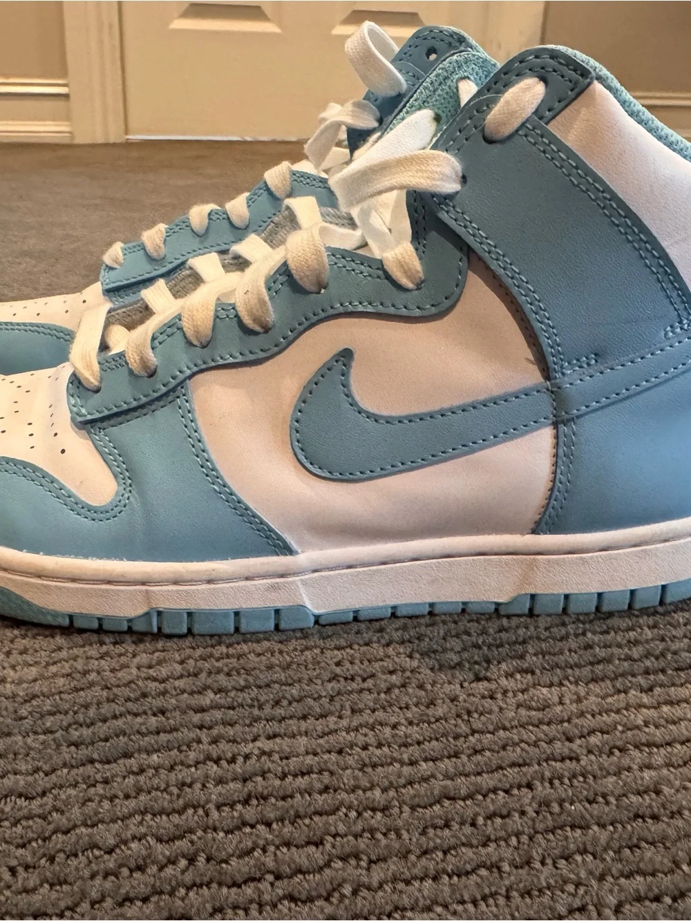 Nike Men’s White and Light Blue Dunk High-Top Sneakers